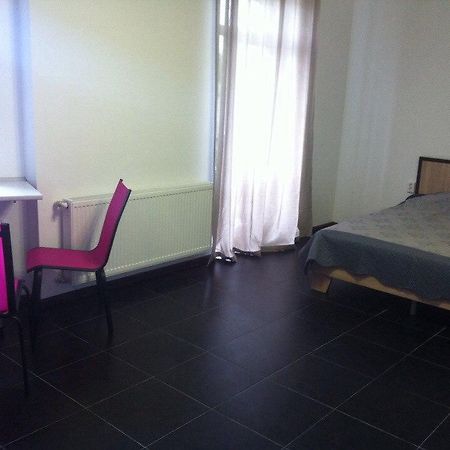 Suite On Railway Station Ivano-Frankivszk Kültér fotó
